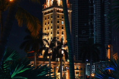 Bayside-Marketplace-1-Miami-Freedom-Tower-SCVALENZANO