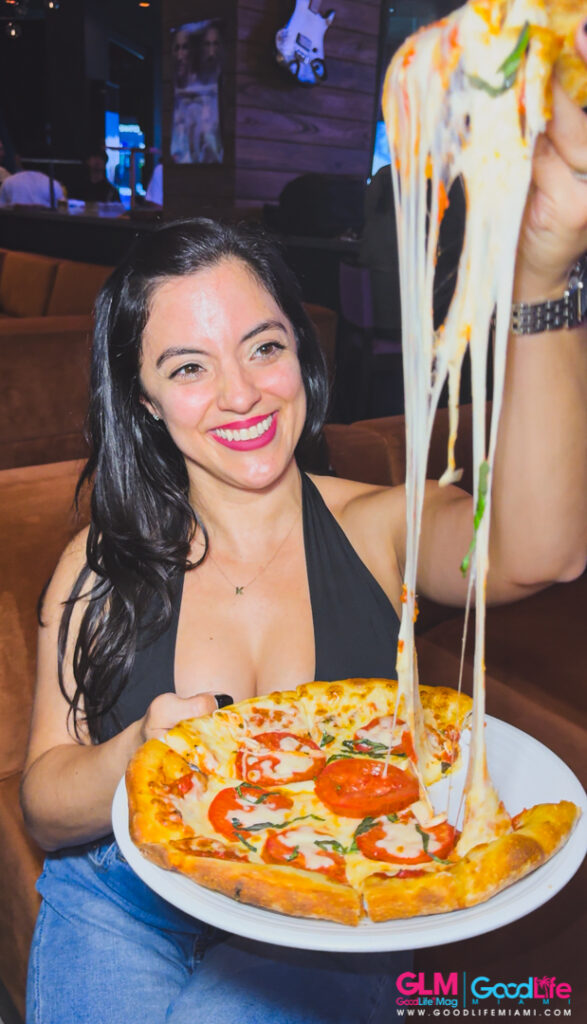 Cassandra Craves